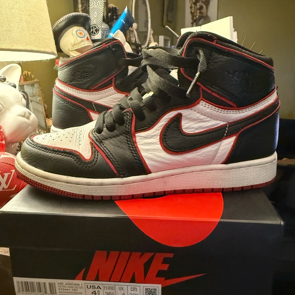 Air Jordan 1 High - Bloodline